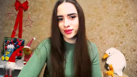Snapshot of _your_fantasy_girl chatting on 01-02-25, 08:13 Alisa online show from 01-02-25, 08:13