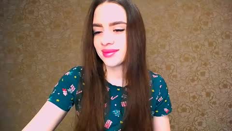 Snapshot of _your_fantasy_girl chatting on 01-23-25, 08:45 Alisa online show from 01-23-25, 08:45