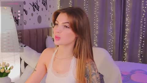Snapshot of _your_heart_ chatting on 02-05-25, 07:39 Ani online show from 02-05-25, 07:39
