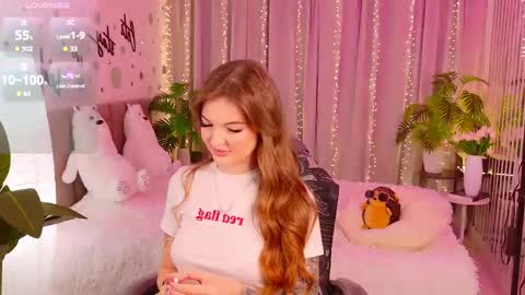 Snapshot of _your_heart_ chatting on 09-14-25, 04:00 Ani online show from 09-14-25, 04:00