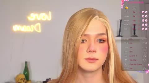 Snapshot of _yourfoxy_ chatting on 10-16-25, 11:44 LITTLE FOX online show from 10-16-25, 11:44