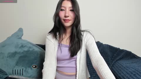 Snapshot of _yuriko chatting on 12-04-24, 04:38 Mia online show from 12-04-24, 04:38