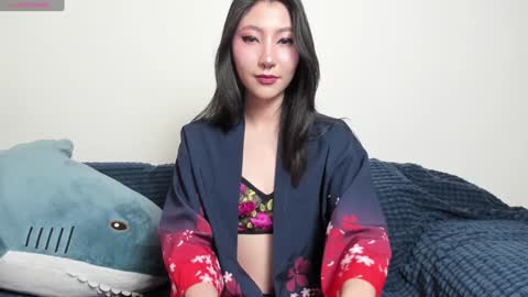 Snapshot of _yuriko chatting on 12-05-24, 03:17 Mia online show from 12-05-24, 03:17