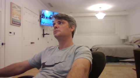 Zeus online show from 01-14-25, 02:50