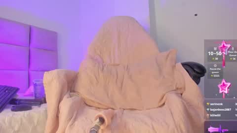  Zoe  online show from 01-03-25, 10:51