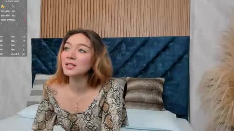 Daniela Brown online show from 02-13-25, 11:39