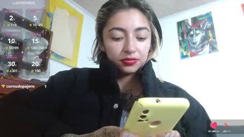 Zoe  online show from 01-23-25, 01:24