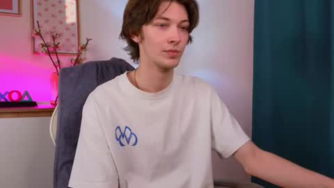 Denis online show from 02-14-26, 01:08