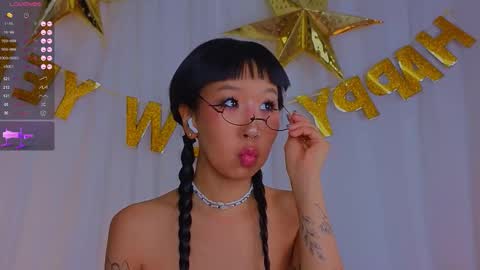 Snapshot of a1ly chatting on 12-05-25, 02:58 Ally online show from 12-05-25, 02:58