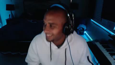 a4orce online show from 10-29-25, 01:19