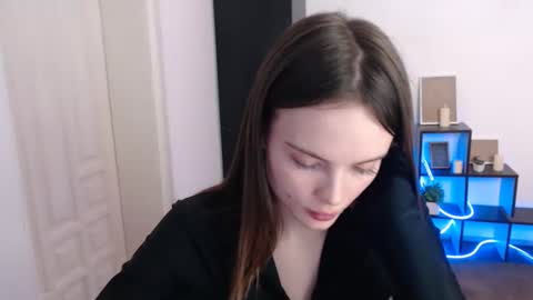 a_ariella_ online show from 12-03-25, 03:32