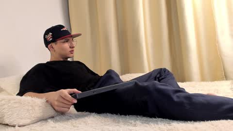 alejo online show from 12-05-24, 04:42