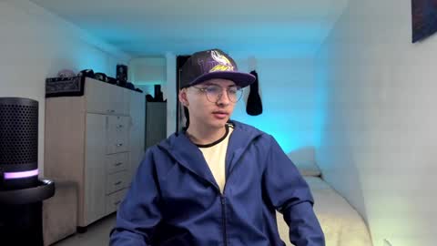 alejo online show from 12-15-24, 06:26