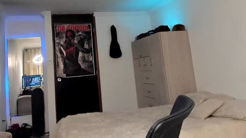 alejo online show from 12-21-24, 05:25