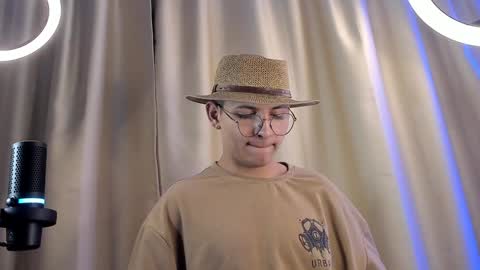 alejo online show from 02-04-25, 07:07