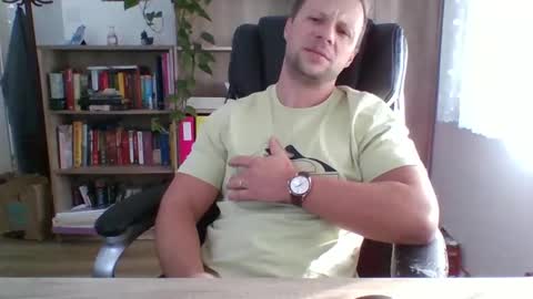 Snapshot of aaaandzzz chatting on 01-13-25, 12:35 Long distance cumshot online show from 01-13-25, 12:35