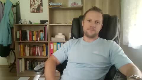 Snapshot of aaaandzzz chatting on 09-30-25, 10:20 Long distance cumshot online show from 09-30-25, 10:20