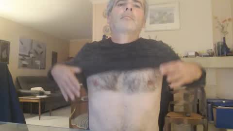 Snapshot of aalex1717 chatting on 10-21-25, 06:58 Aalex1717 online show from 10-21-25, 06:58