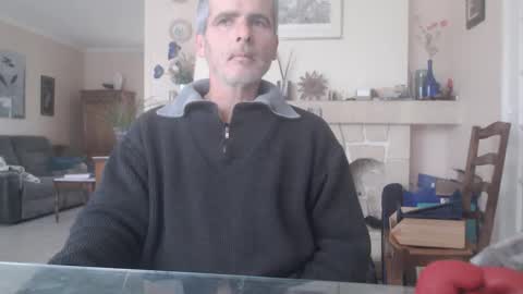 Snapshot of aalex1717 chatting on 11-07-25, 08:03 Aalex1717 online show from 11-07-25, 08:03