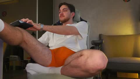 Alex online show from 12-01-25, 09:58