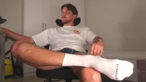 Snapshot of aalexxxxxx chatting on 02-06-26, 02:05 Alex online show from 02-06-26, 02:05