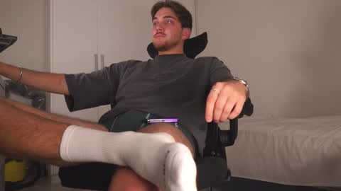 Snapshot of aalexxxxxx chatting on 03-09-26, 01:42 Alex online show from 03-09-26, 01:42