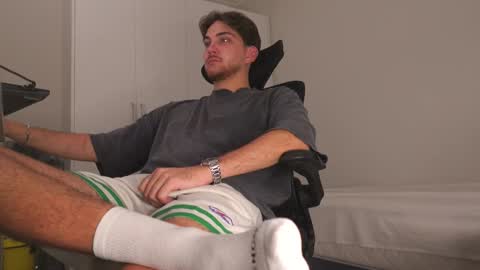 Snapshot of aalexxxxxx chatting on 03-23-26, 02:04 Alex online show from 03-23-26, 02:04