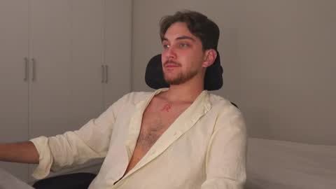 Snapshot of aalexxxxxx chatting on 03-30-26, 01:39 Alex online show from 03-30-26, 01:39