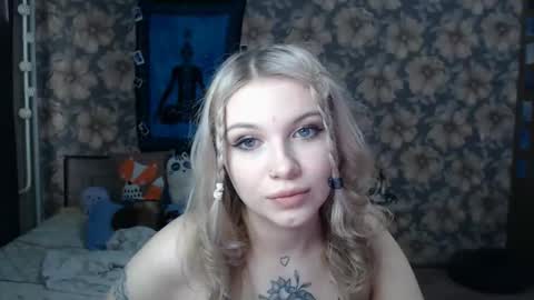 Alice online show from 03-04-25, 03:33
