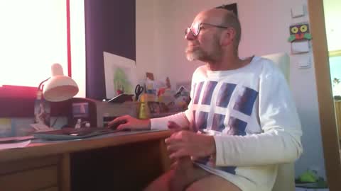 Amigo68 online show from 12-19-24, 10:34