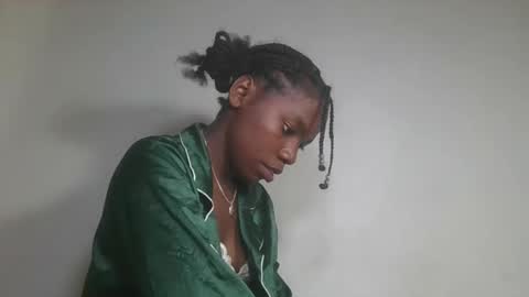 aangevelo online show from 11-09-25, 10:08