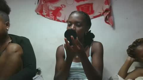 aangevelo online show from 11-28-25, 09:39