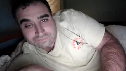 Snapshot of aaroleplayer chatting on 12-17-25, 01:44 Aaron online show from 12-17-25, 01:44