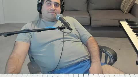 Snapshot of aaroleplayer chatting on 01-31-26, 07:11 Aaron online show from 01-31-26, 07:11