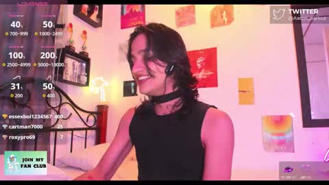 Aaron  online show from 10-12-25, 12:20