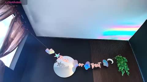 Aaron and Jassell online show from 10-28-25, 03:04