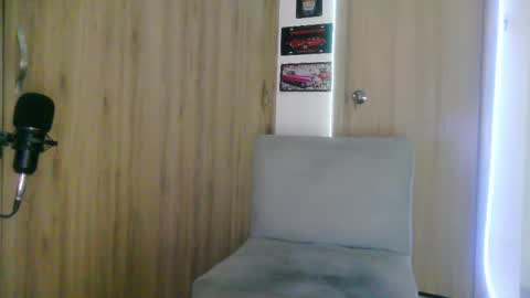 Aaron kwok online show from 10-09-25, 01:14