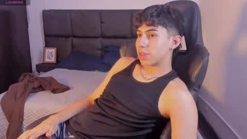 Aron online show from 10-23-25, 08:18