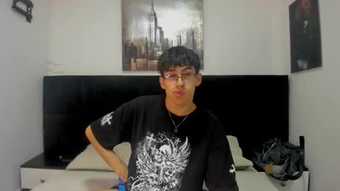 Aron online show from 11-10-25, 07:35