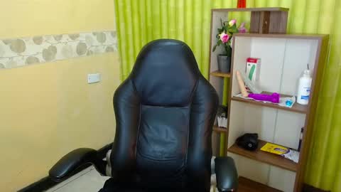 im NiallDun online show from 01-14-25, 10:27