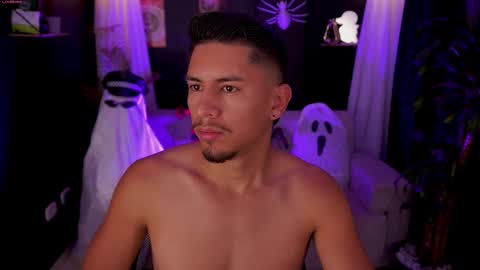 AARON  online show from 10-11-25, 12:15