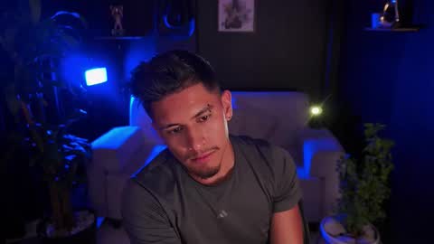 AARON  online show from 11-06-25, 10:21