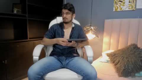 aaronfuentes7 online show from 09-18-25, 06:54