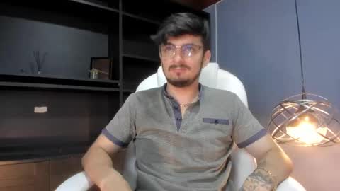 aaronfuentes7 online show from 09-23-25, 05:49