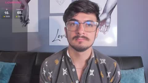 aaronfuentes7 online show from 10-01-25, 12:11