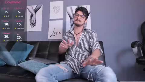 aaronfuentes7 online show from 10-03-25, 06:38