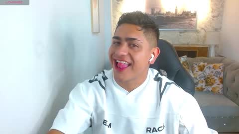 Aaron online show from 09-12-25, 12:05