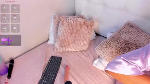Aashley online show from 02-20-25, 05:33