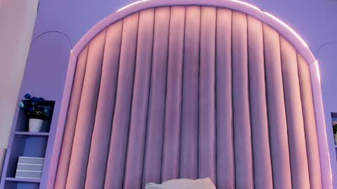 Snapshot of aashleytaylor chatting on 01-14-25, 01:58 AASHLEY online show from 01-14-25, 01:58