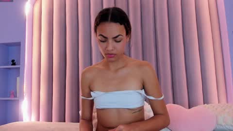 Snapshot of aashleytaylor chatting on 02-02-25, 05:48 AASHLEY online show from 02-02-25, 05:48